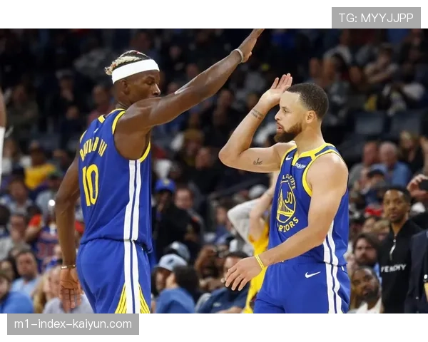 库里牵制力助穆迪单节12分 勇士团队篮球击败灰熊